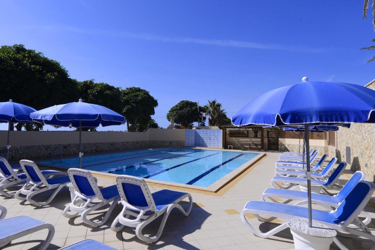 LMP Oasis Hotel Residence Resort מראה חיצוני תמונה