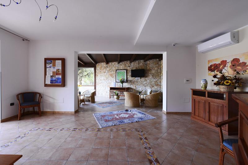 LMP Oasis Hotel Residence Resort מראה חיצוני תמונה